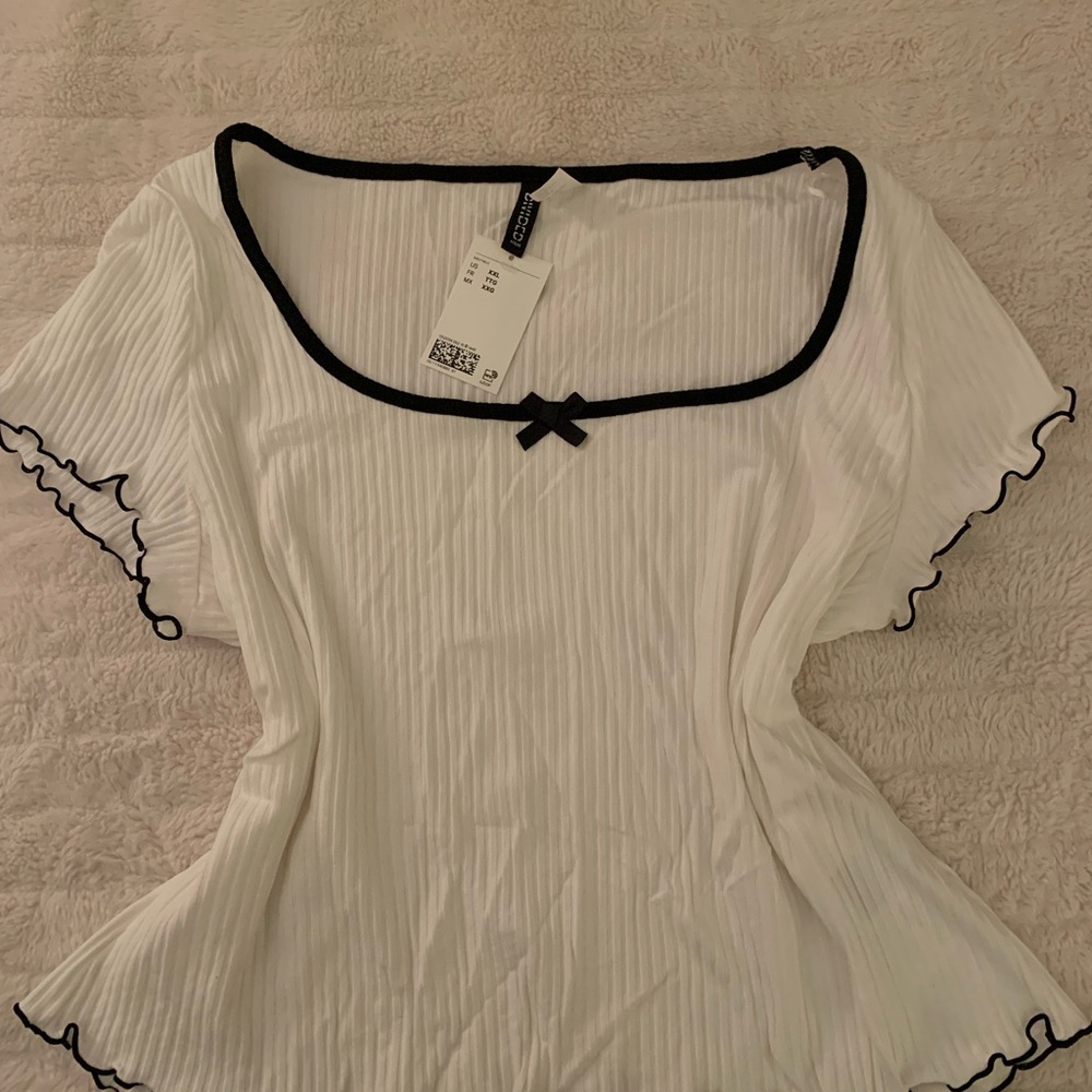 New H&M top!